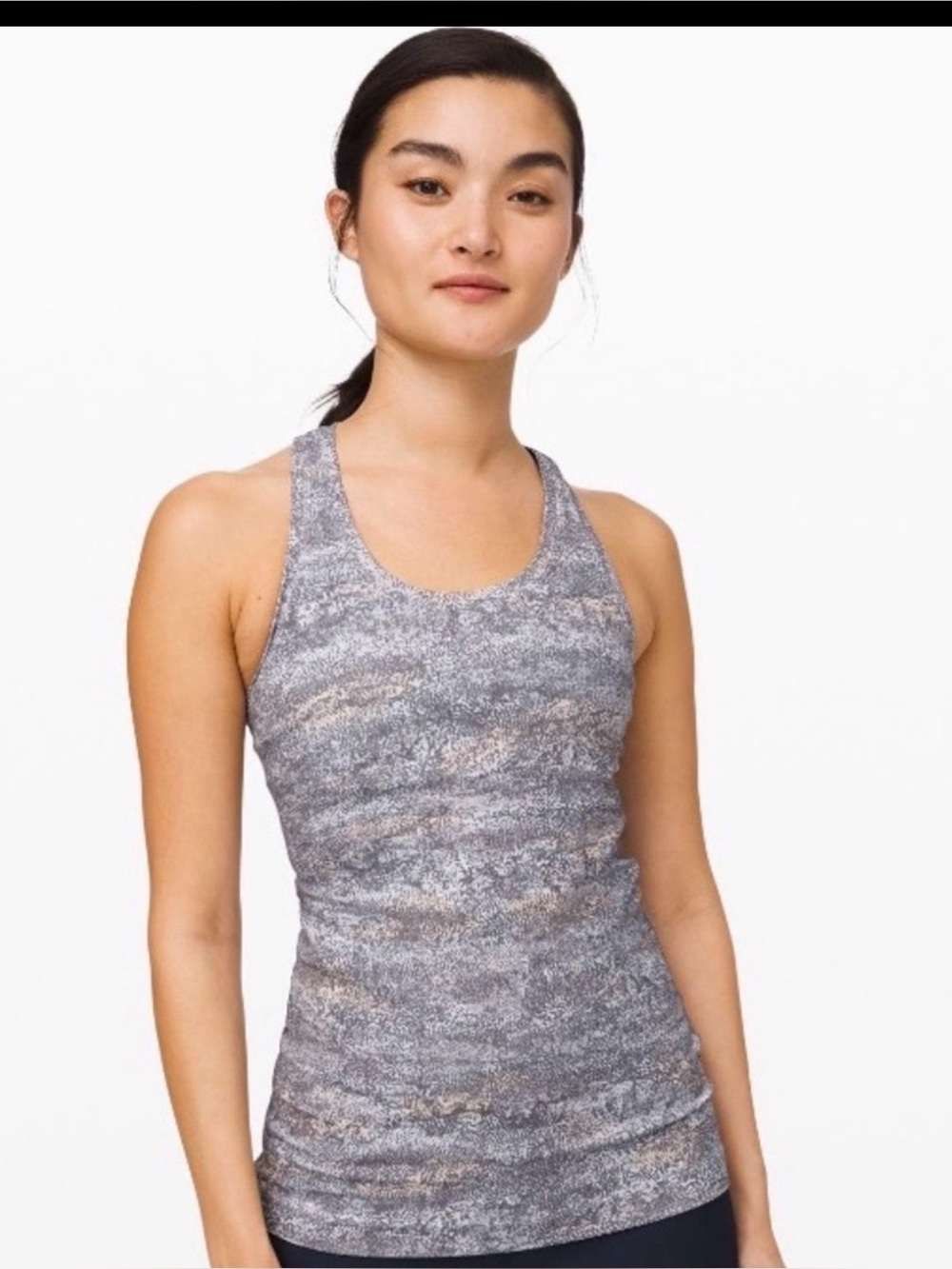 Lululemon Cool racer bactank. Size 4. Like new condition.